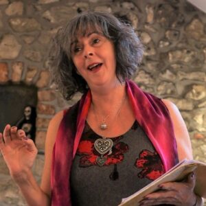 Speak Up! Performance Skills for Writers with Siobhan Mac Mahon