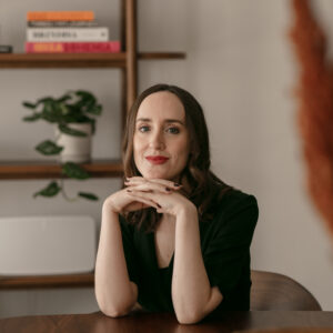 Close Reading Poetry with Jessica Traynor